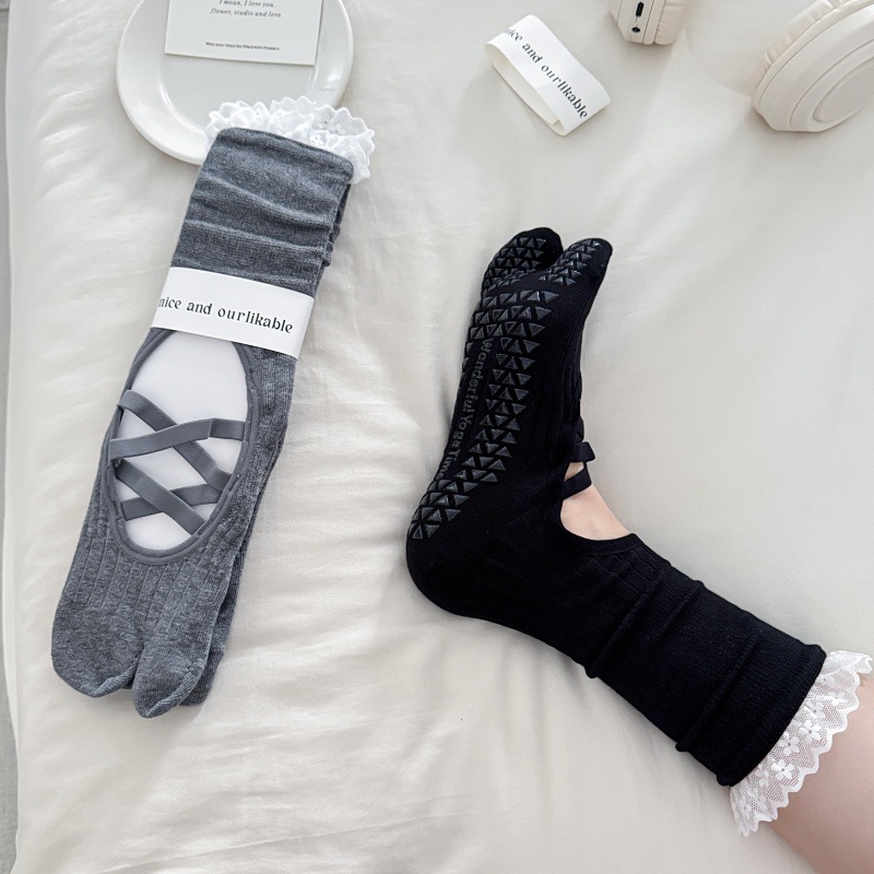 Skarpetki do jogi z koronkowym – Embellish Knit recenzja i cena
