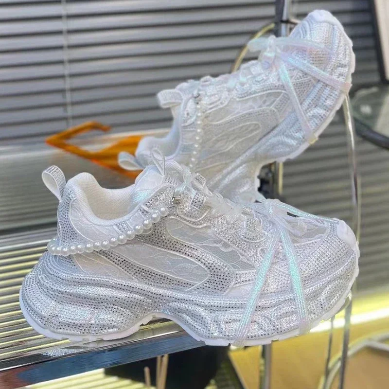 Wysokiej jakości sneakersy dam – Crystal Mesh Fabric recenzja i cena